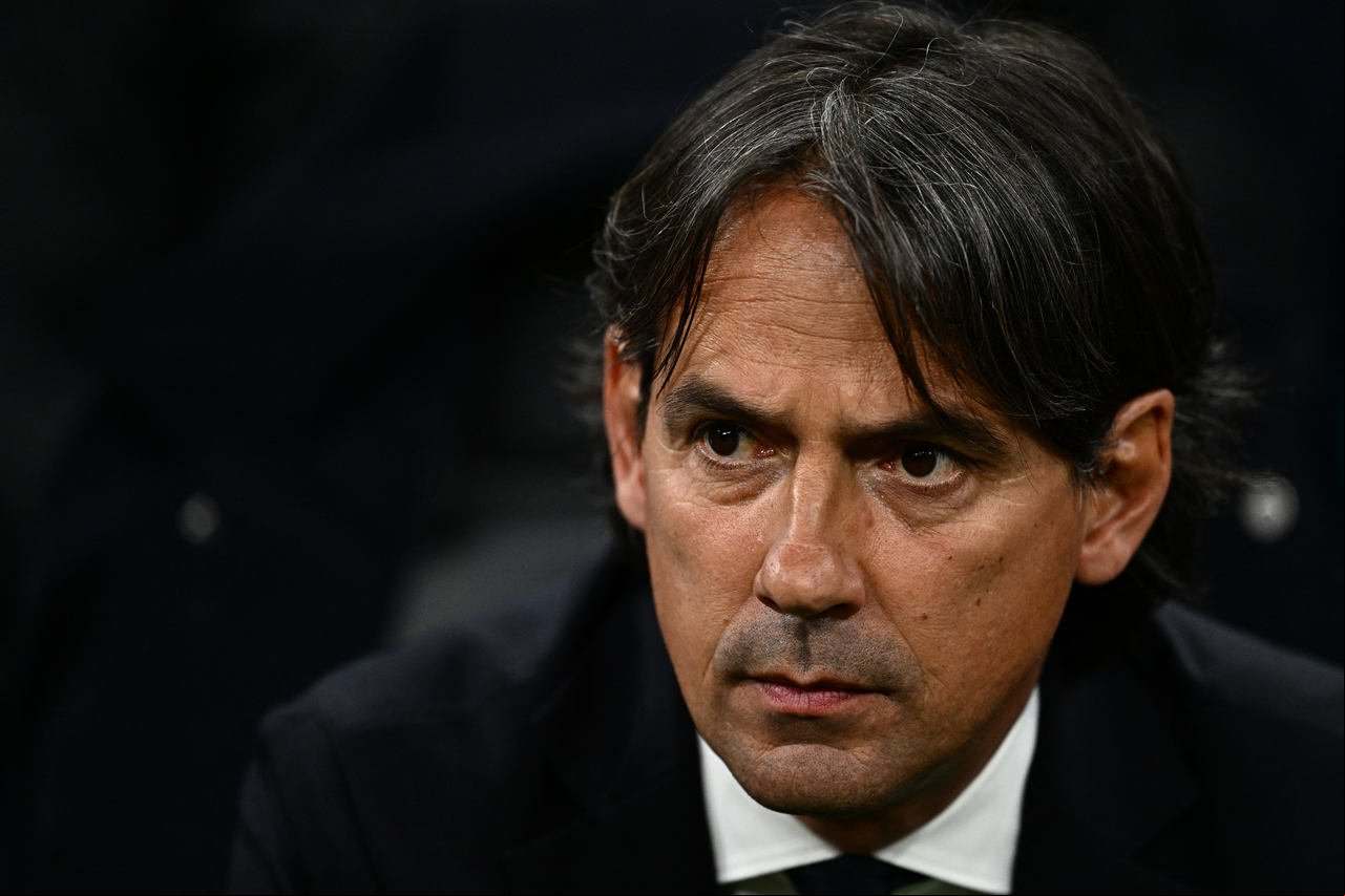 Simone Inzaghi durante partida da Inter (Foto:GABRIEL BOUYS / AFP)