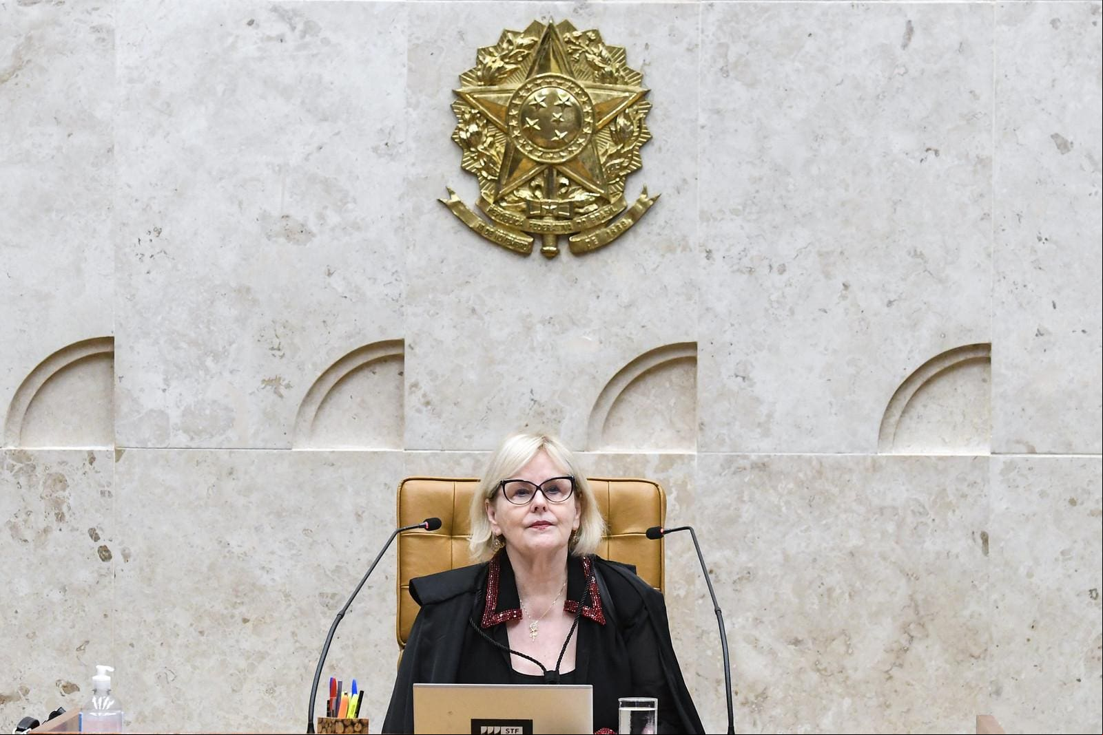 Rosa Weber de despede do STF