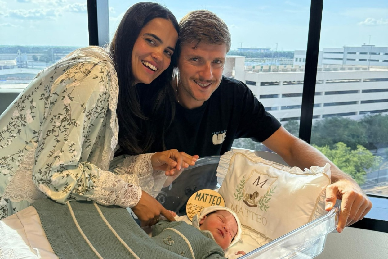 Andre Baran, sua esposa e seu primeiro filho
