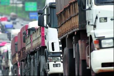 Fraudes impactam a economia, tendo em vista a importância do modal rodoviário ao país