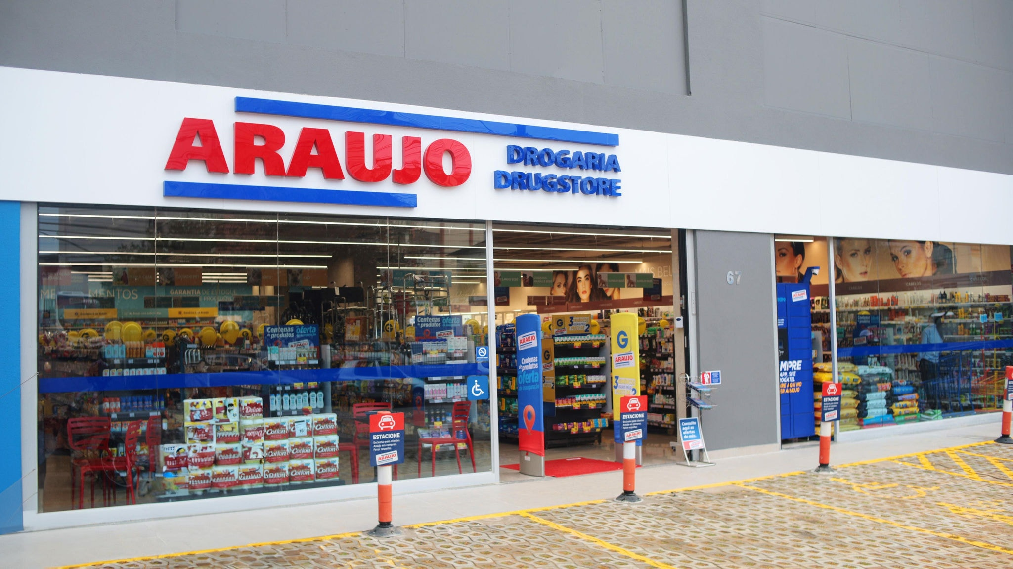 Ofertas serão válidas em todas as lojas físicas da Araújo