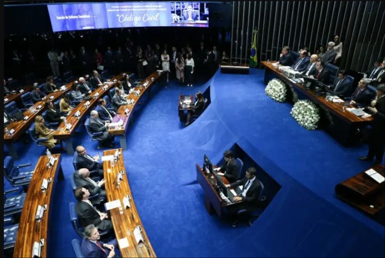 Entrega do projeto de revisão do Código Civil em 17.4.2024