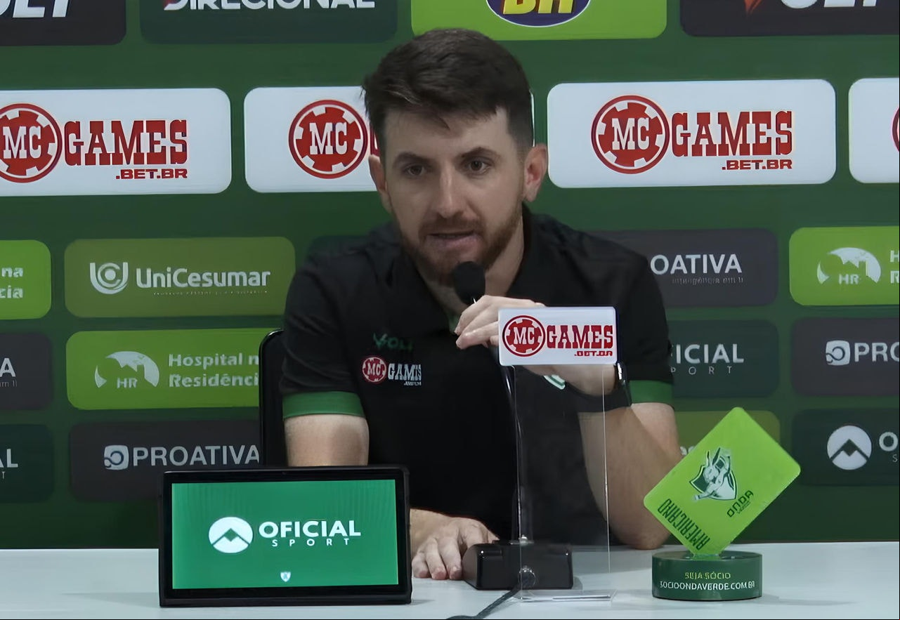 William Batista técnico do América