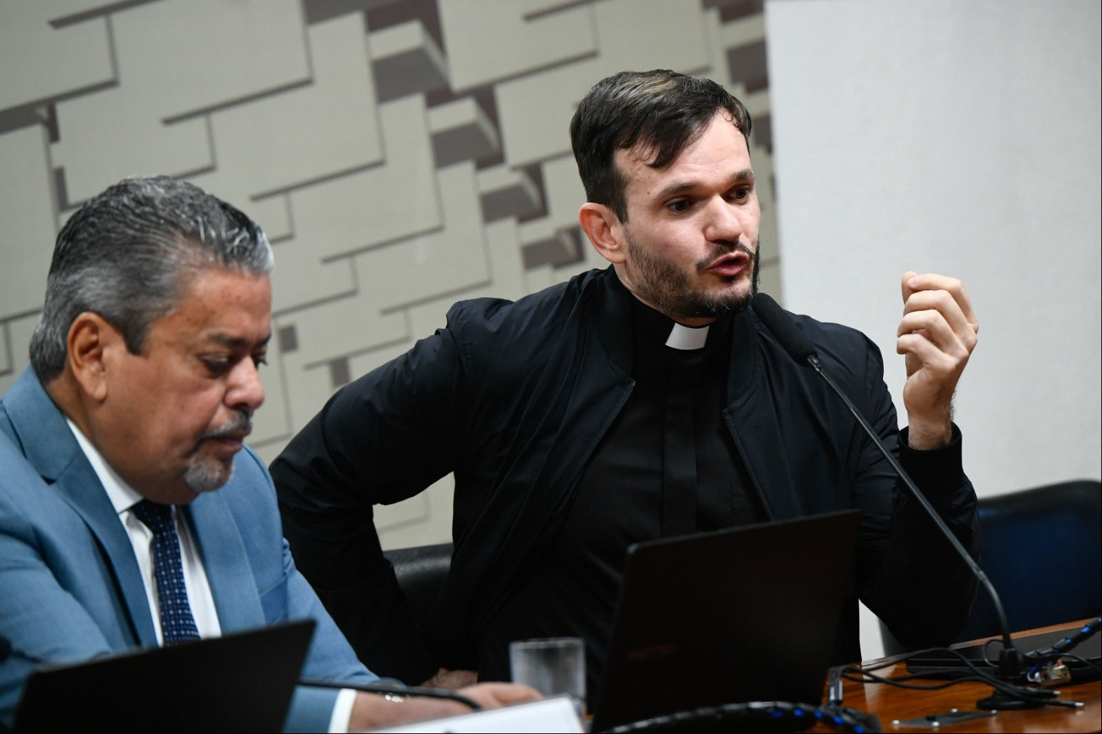 O padre Patrick Fernandes pediu para depor à I das Bets e prestou informações nesta quarta-feira (21)