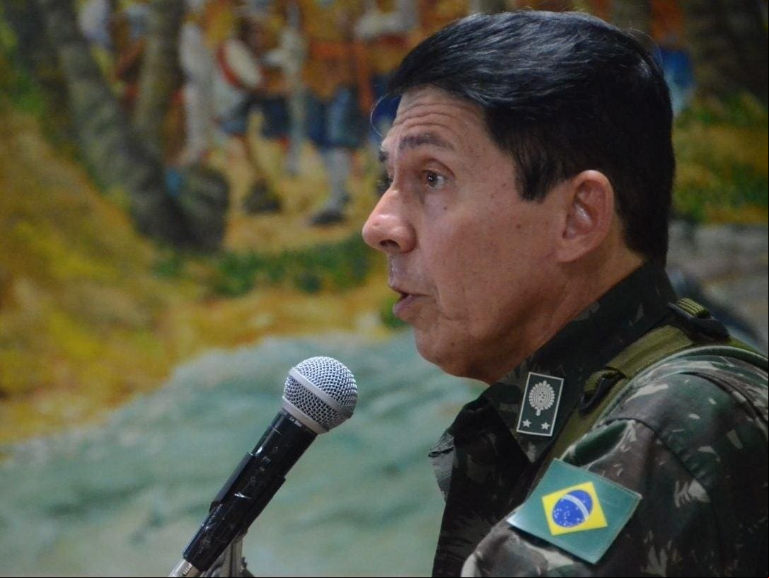 O general da reserva Ridauto Lúcio Fernandes