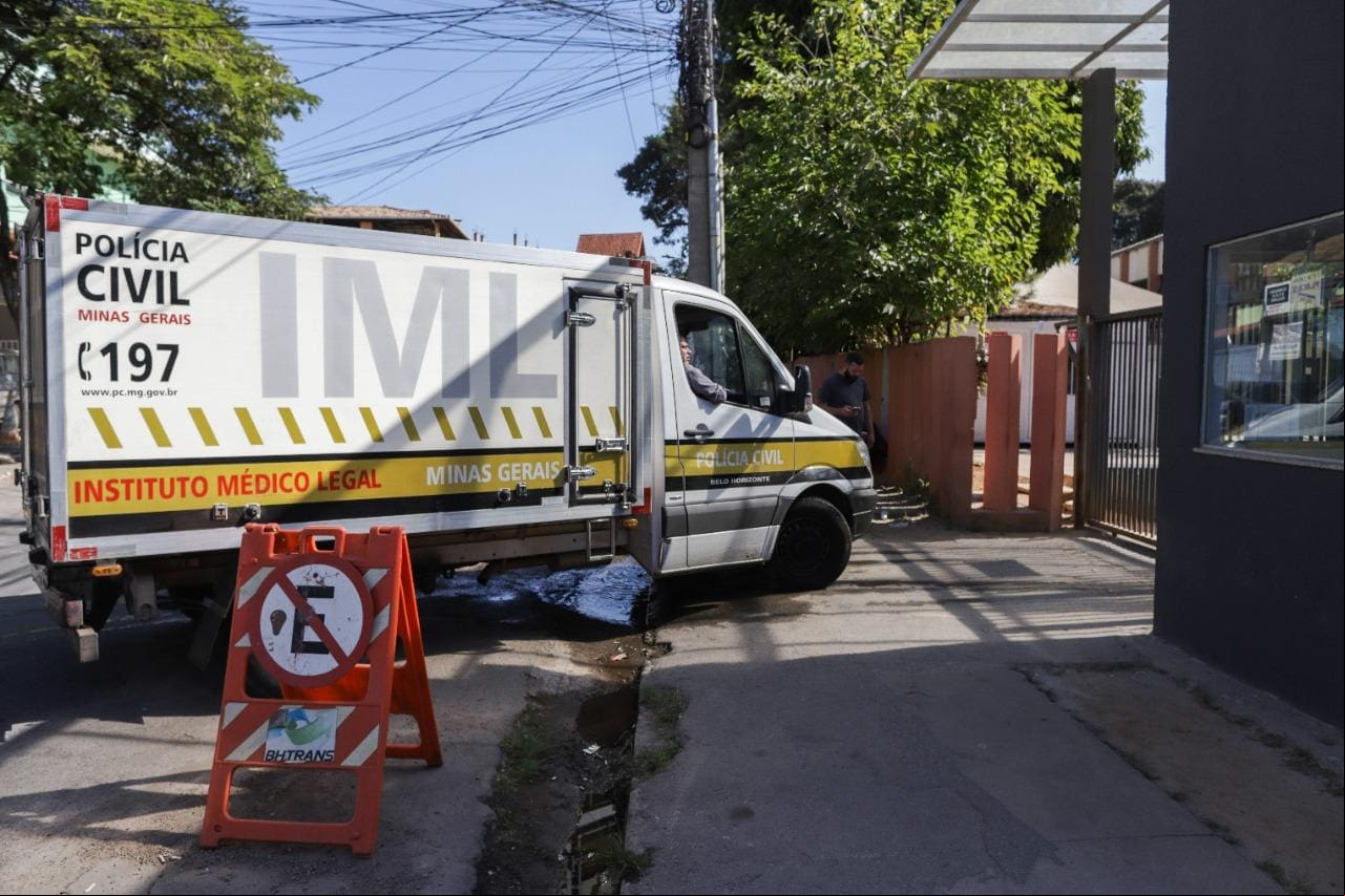 Rabecão do IML
