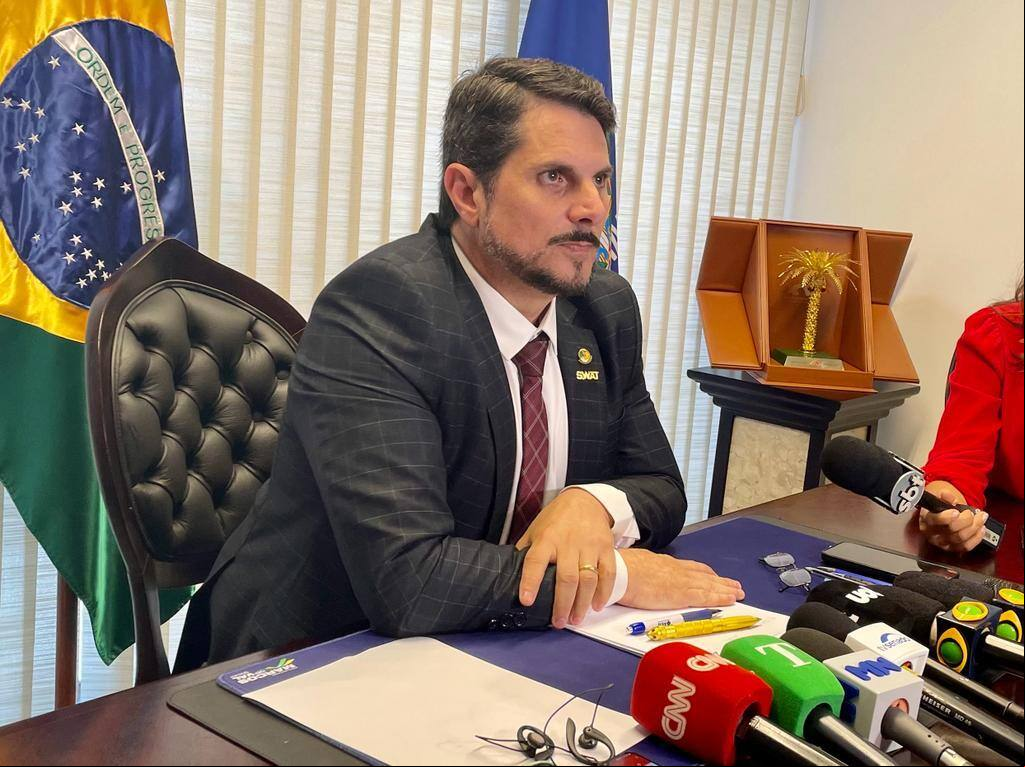 Marcos do Val foi alvo de busca e apreensão em seu gabinete e no imóvel funcional onde mora, em Brasília