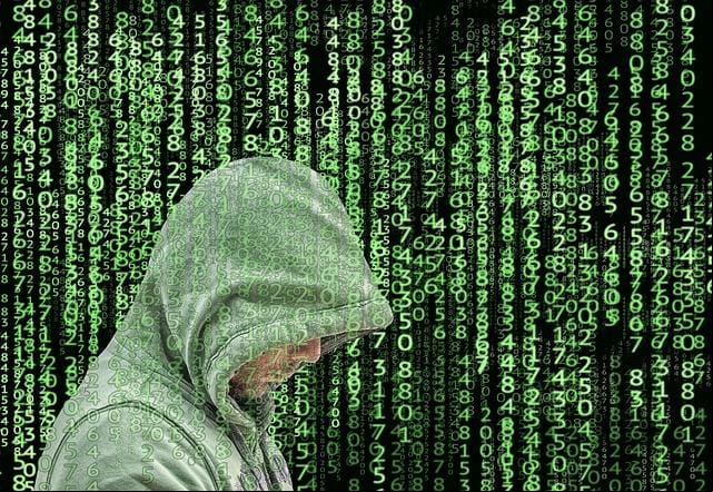 Colaboração efetiva entre os setores público e privado fortalece a postura do país diante dos desafios digitais