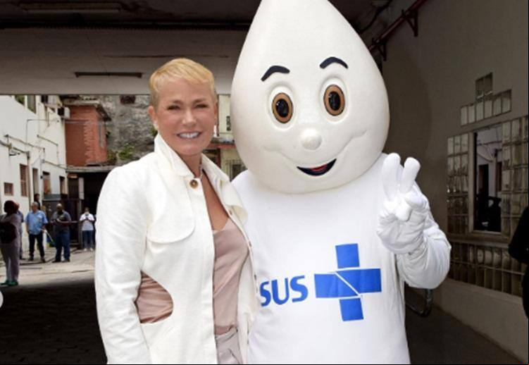 Xuxa e Zé Gotinha: apresentadora é embaixadora da campanha nacional de vacinação Xuxa e Zé Gotinha: apresentadora é embaixadora da campanha nacional de vacinação