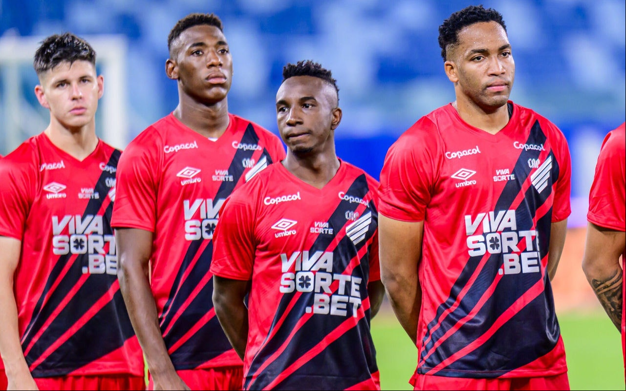 Brusque e Athletico-PR jogam pela terceira fase da Copa do Brasil (Foto: Francisco Alves/AGIF)