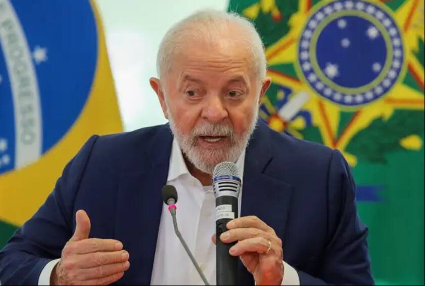 O presidente Luiz Inácio Lula da Silva coordena reunião com ministros da área social O presidente Luiz Inácio Lula da Silva coordena reunião com ministros da área social