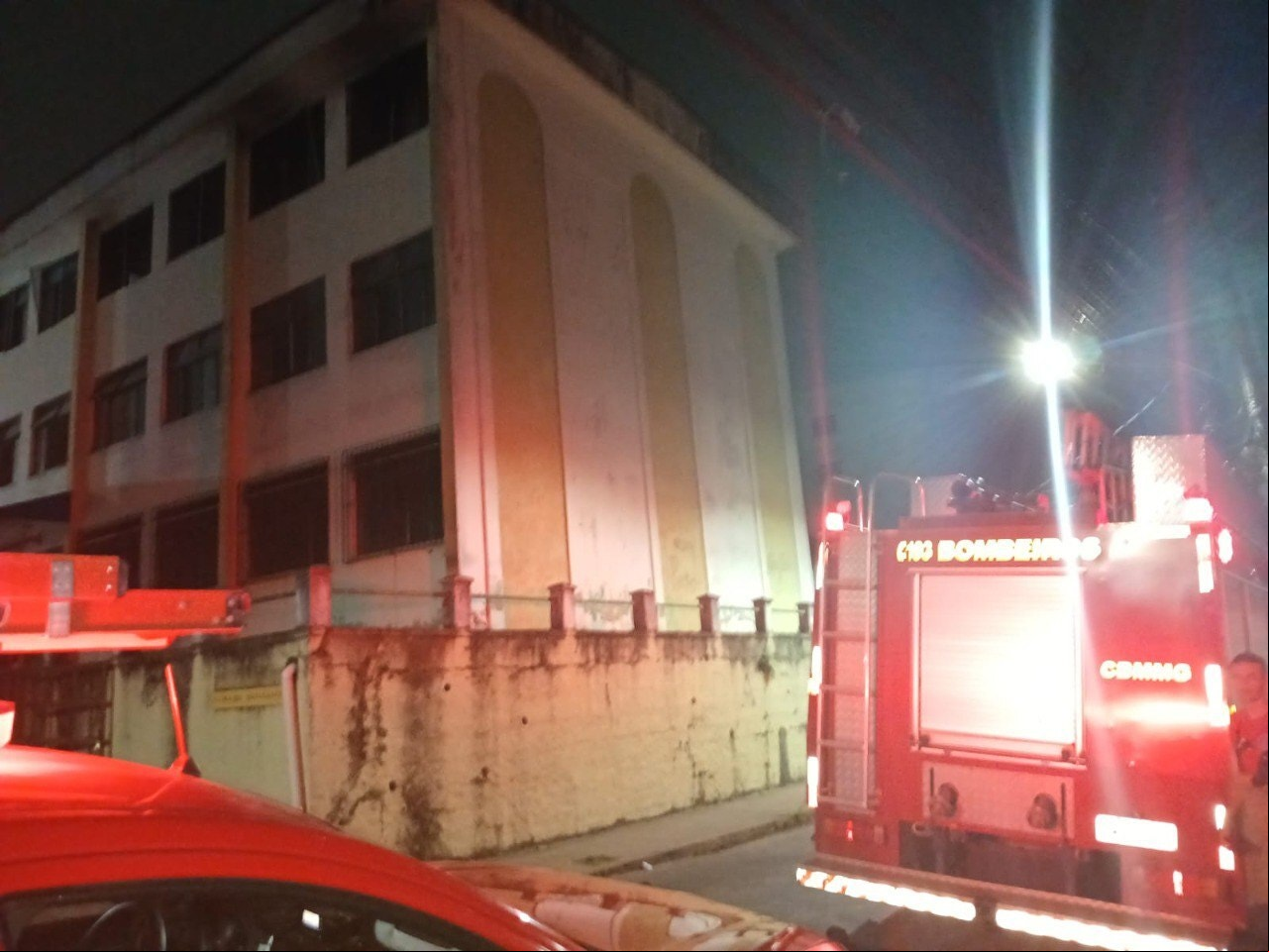 Bombeiros foram acionados após princípio de incêndio em hospital de Juiz de Fora