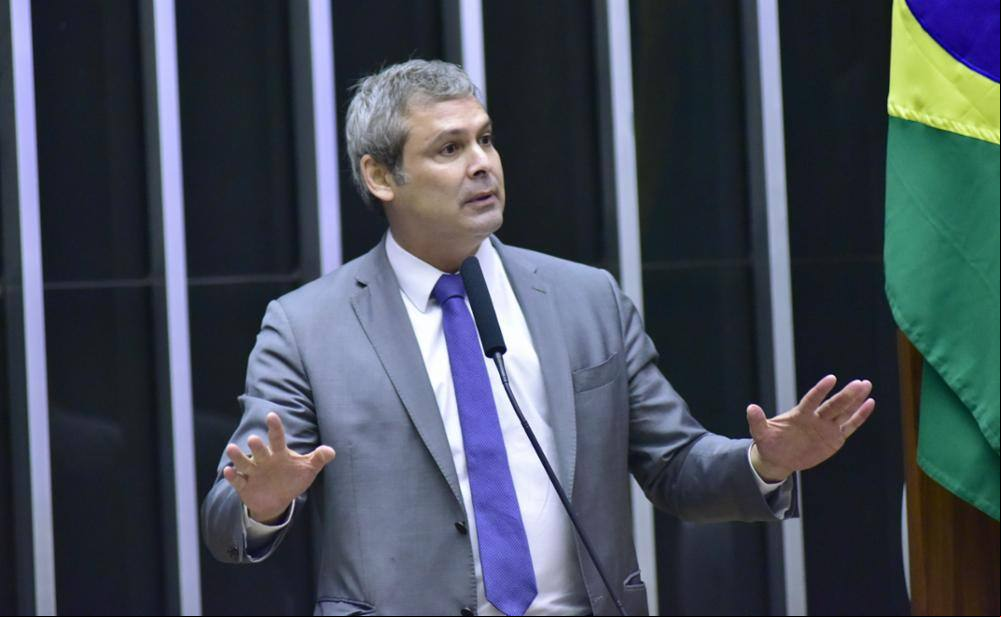 O deputado federal Lindbergh Farias, durante sessão na Câmara