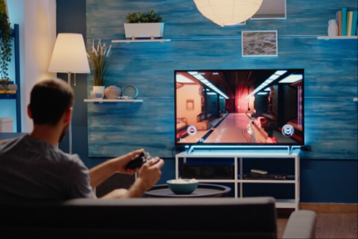 A escolha de um televisor deve considerar suas necessidades e espaço em que ele estará 