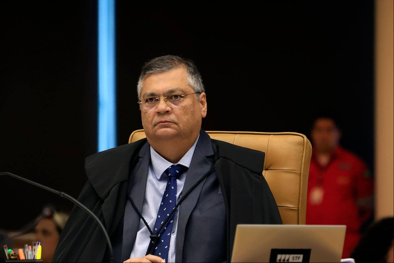 As decisões do ministro Flávio Dino em desfavor das emendas parlamentares têm aumentado a tensão na relação do Congresso Nacional com o STF
